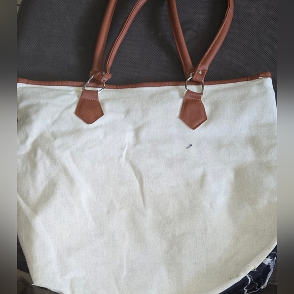 Purse - Picture 4 of 6